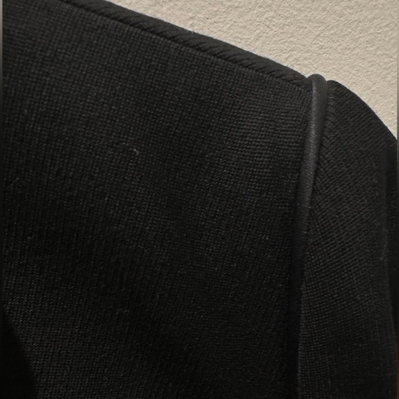 Black Chanel tuxedo blazer size 38 - Picture 5 of 7